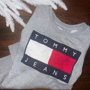 Tommy crewneck